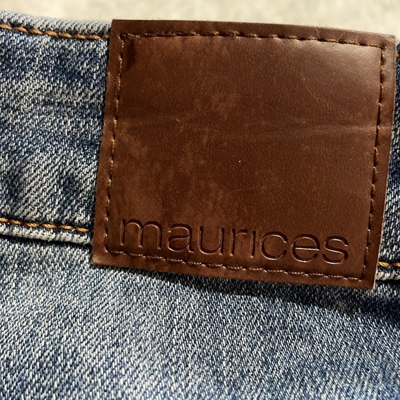 Maurice’s Regular Jeans - Picture 3 of 11